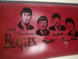 VINTAGE 1960 ' S RARE BLUE THE BEATLES ZIPPERED PENCIL CASE & 8 Plastic Rings 3