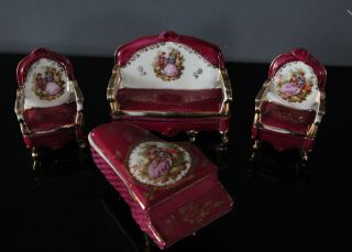 Rares Miniatures En Porcelaine De Limoges Boites à Pilules
