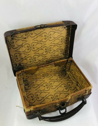 Vintage Dollhouse Furniture Suitcase w/Metal Straps & Woven Wicker Picnic Basket 3