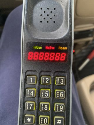 MOTOROLA DYNATAC 8000X USA - FIRST BRICK CELL PHONE VINTAGE RETRO RARE 2