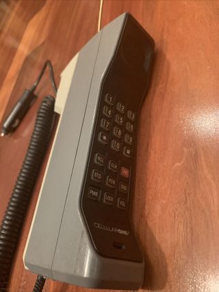 MOTOROLA DYNATAC 8000X USA - FIRST BRICK CELL PHONE VINTAGE RETRO RARE 3
