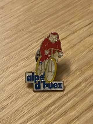 Very Rare Vintage Tour De France Pin Badge Road Cycling Alpe D’huez Mountain