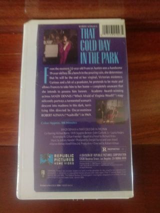 That Cold Day in the Park VHS,  1969 SANDY DENNIS.  Hard case in shrink RARE 2