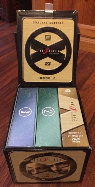 The X - Files Special Box Set 57 Dvds Seasons 1 - 9 Collectors Edition Rare