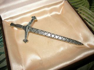 Lovely Vintage Scottish Thistle Hilt Claymore Sword Brooch / Kilt Pin 2