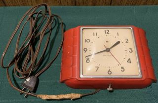 Vtg Antique Mid Century Modern Seth Thomas Art Deco Red Bakelite Wall Clock