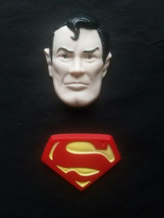 Wilton Vintage 1977 Superman Face And Shield Cake Topper
