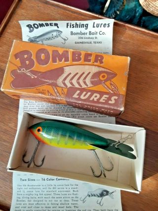 Vintage Bomber Bait Co.  Fish Lure Wood 4 - 1/2 " With Orig Box & Insert 1950