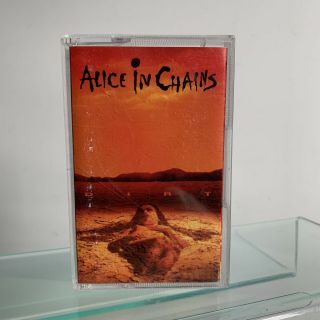 Alice In Chains Dirt Cassette Tape 1992 Red Paper Label Sony Columbia Uk Rare
