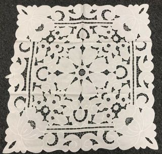 White 100 Cotton Embroidery Coffee End Table Cover Tablecloth Vintage Style