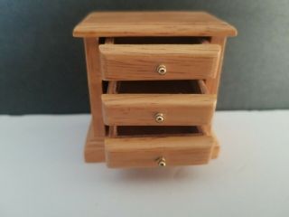 DOLL HOUSE MINIATURE WOOD OAK SIDE TABLE NIGHT STAND 3 DRAWERS VINTAGE 2