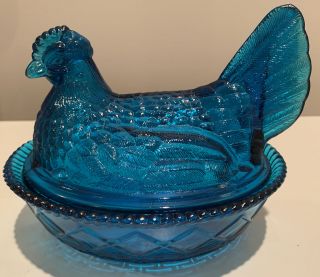 Rare Vintage Westmoreland Blue / Teal Large Glass Hen On Nest,  Stunning,