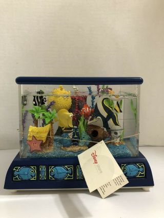 Disney Finding Nemo Aquarium Fish Tank Snow Globe Rare Music Box " Tiny Bubbles "