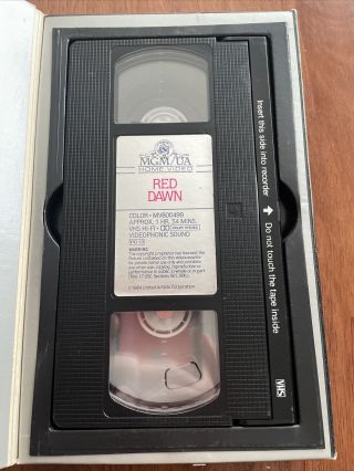 Red Dawn VHS 1984 Cult Action Patrick Swayze MGM Big Box RARE VG, 3