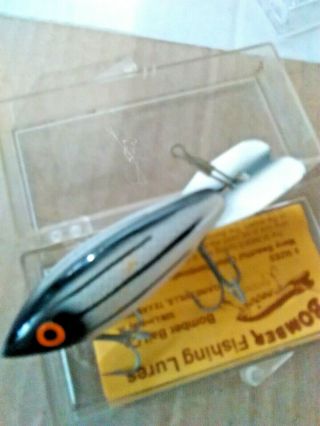 OLD LURE VINTAGE BOMBER WITH PAPERWORK BLACK AND WHITE LURE. 2