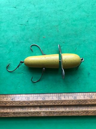 Early Mill Yellow Kid Spinner Lure Globe Revolution Style Jersey Rig Yellow