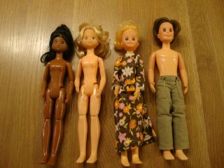 4 Sunshine Family 1973 3 Caucasian & 1 African American Black Doll Mum Is Clone