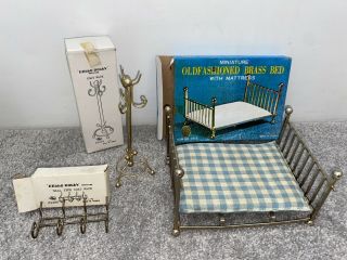 Hello Dolly Miniature Dollhouse Furniture Bed Coat Rack Coat Hook Metal Brass ?
