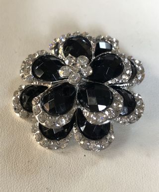Vintage Silver Tone Clear And Black Crystal Stone Flower Pin Brooch