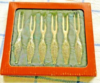 Boxed Set Of 6 Vintage Silver Plate Corn On The Cob Prongs.