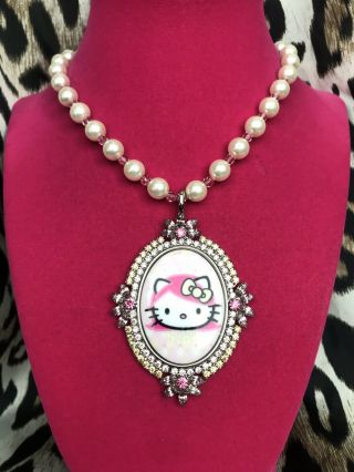 Tarina Tarantino Vintage Pink Head Hello Kitty Polka Dot Swarovski Necklace Rare