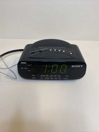Sony Dream Machine Icf - C212 Am Fm Alarm Digital Clock Radio Black