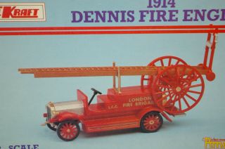 1:72 1914 Dennis Fire Engine 1:72 1:76 00 scale plastic model kit by Keil Kraft 2