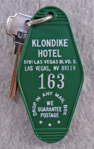 Vintage Klondike Hotel Casino Las Vegas Nevada Key Fob Chain Ring W/key Rare