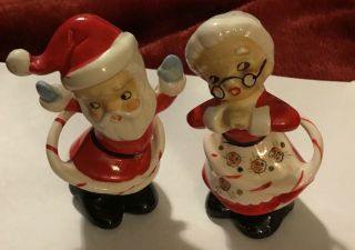 Rare Vintage Japan Hula Hoop Mr And Mrs Santa Claus Salt & Pepper Shakers