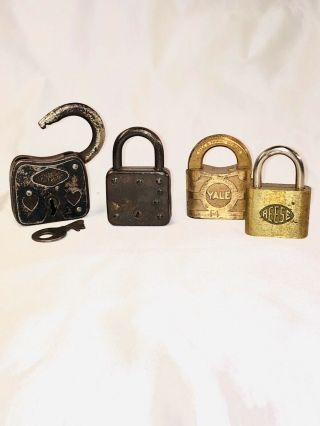 Set Of 4 Vintage Antique Yale Reese Master Padlocks Locks Brass Bronze
