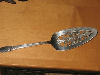 International Silver 1847 Rogers Bros First Love Slotted 101/2 " Cake Pie Server