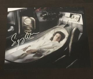 Sigourney Weaver Rare In Person Hand Signed " Alien " 10x8 Photo With Proof,  3
