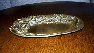 Vintage solid brass bow & leaf embossed patterned trinket tray/calling card tray 3