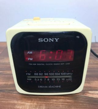 Sony Vintage Dream Machine White Cube Digital Alarm Clock Radio Icf - C121 Worn