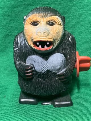 Vintage Wind - Up Mechanical Plastic King Kong Gorilla Ape 1970s Hong Kong Monster