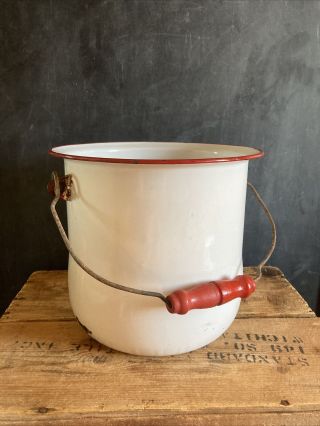 Vintage Red White Porcelain Enamelware Pail Bucket Chamber Pot Farmhouse 8.  5”