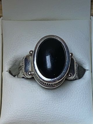 Vintage Suarti Sterling Silver Black Onyx Ring Size 5.  75