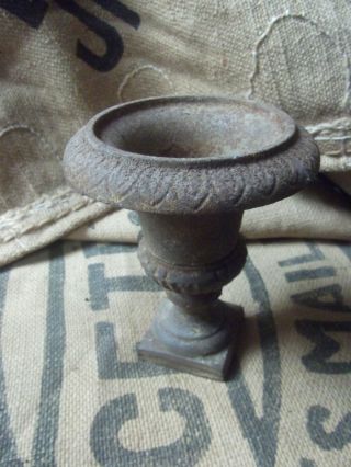 Antique / Vintage Small Cast Iron Classical Urn / Vase / Architectral Finial