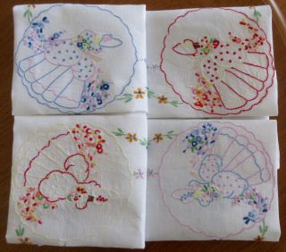 Hand Embroidered Vintage Linen Tablecloth 