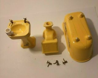 Miniature Doll house Yellow Porcelain Fixtures Tub sink toilet vintage 1 1/12 xx 3