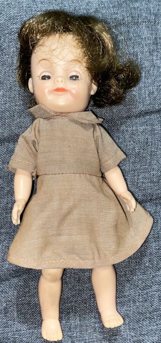 Vintage 1965 Effanbee " Brownie " Girl Scout Doll 8.  5 " Tall