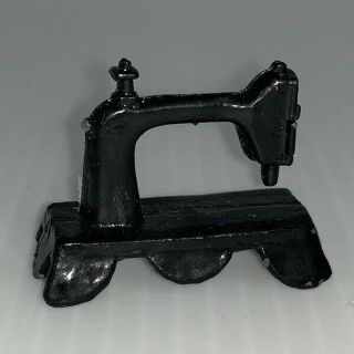 Sewing Machine Dollhouse Miniature Metal Accessory 2
