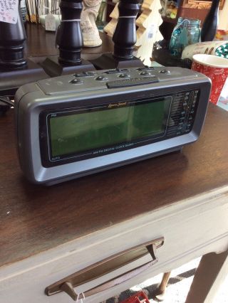 Lenoxx Sound Model Cr - 776 Am/fm Alarm Clock Radio - Large Led Display