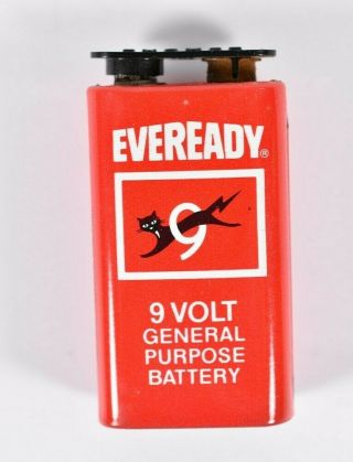 Vintage Eveready 9 Volt Battery Old Stock W/ Rare Remove Cap Red Cat