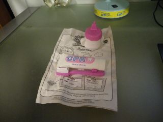 Vtg.  Cabbage Patch Kids Doll Accessories Toothbrush,  Paste,  Cup & Instructions