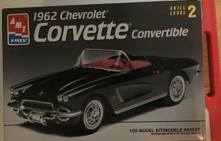 Amt Chevrolet Corvette Convertable 1/25 Scale Model