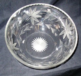 Vintage Flower Etched Design Cut Clear Crystal Glass 8 - 1/2 " Serving Bowl