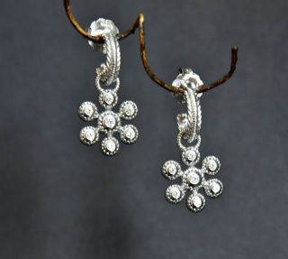 Rare Judith Ripka Sterling Silver Snowflakes Charms Hoops Diamonique Cz Earrings