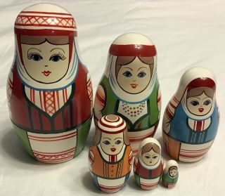 Vintage Russian Matrioshka Wooden Nesting Doll Set Of 6 Tallest 4.  5” Brest