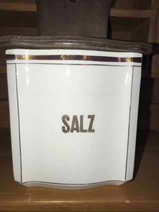 ANTIQUE ART DECO German Porcelain WALL PRIMITIVE SALT / Salz BOX FARM HOUSE 2